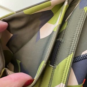 Bass Outdoor - B Flex - Camo Wood - XL - Side Pockets - Waist Band Pocket - NWT